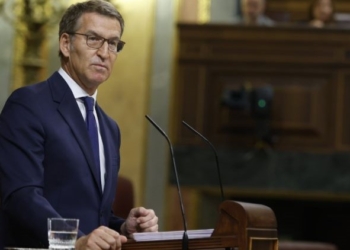 Feijóo promete en la investidura una comisión de investigación sobre el cambio de postura en el Sáhara