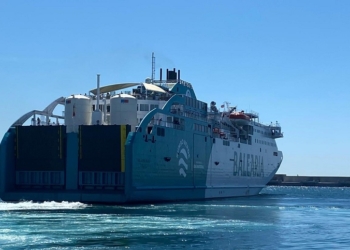 Exteriores facilita una docena de vuelos de repatriación desde Iberoamérica hasta el 31 de mayo