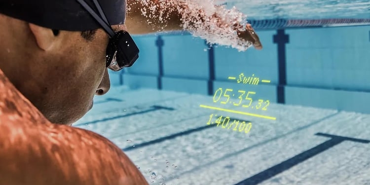 Explora las profundidades con estilo: gafas de natación inteligentes