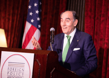 El presidente de Iberdrola recibe en Nueva York el Premio al Liderazgo en ESG de la Foreign Policy Association