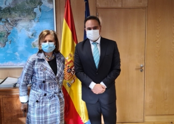 La secretaria de Estado de Exteriores recibe al nuevo embajador de Colombia