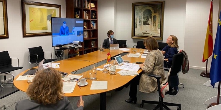 España y Corea del Sur apoyan la colaboración empresarial en terceros mercados