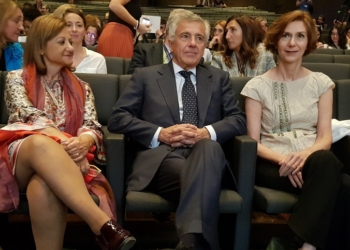 El Gobierno reconoce que hay que agilizar los visados para atraer turistas asiáticos