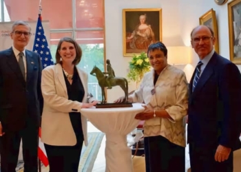 España entrega a la Biblioteca del Congreso de EEUU el IX Galardón ‘Bernardo de Gálvez’