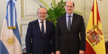 España y Argentina coordinarán su acción multilateral sobre Malvinas y Gibraltar