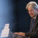 Gentiloni pide que la reforma laboral aborde la dualidad y la precariedad “sin debilitar el sistema”