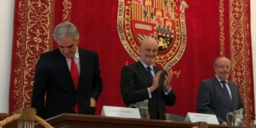 El ex embajador en EEUU Ramón Gil-Casares dirigirá la Escuela Diplomática