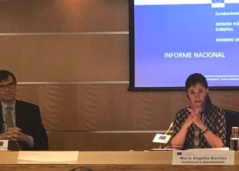 Los españoles confían mucho más en la UE que en su Gobierno tras la pandemia