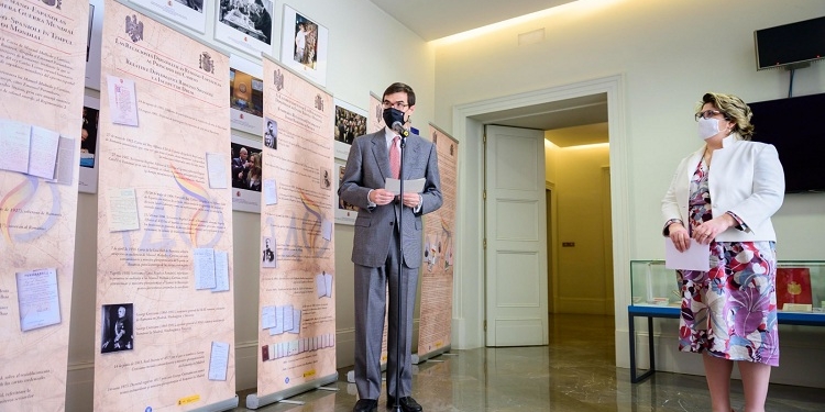 Una exposición en el Palacio de Viana recuerda los 140 años de relaciones hispano-rumanas