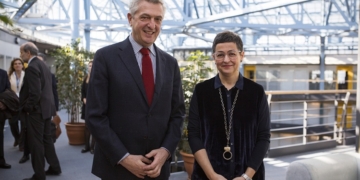 La ministra de Exteriores defiende en Ginebra el desarme y la igualdad de género