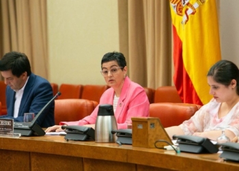 González Laya anuncia una estrategia española de cooperación contra el COVID-19