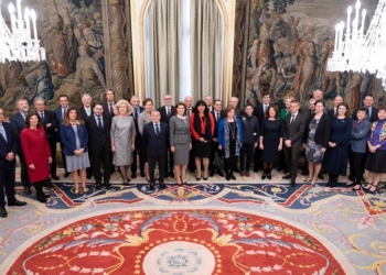 España aspira al núcleo de las decisiones de la UE, con París, Berlín y otros aliados