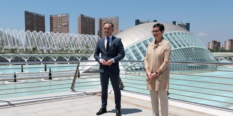 González Laya y Maas defienden que el fondo europeo ayude a los países más afectados