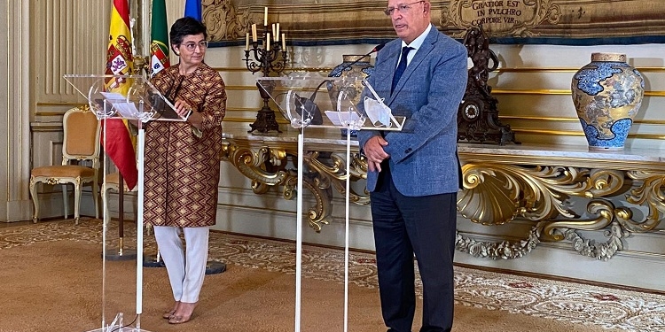 España y Portugal descartan el cierre de sus fronteras para frenar el COVID-19