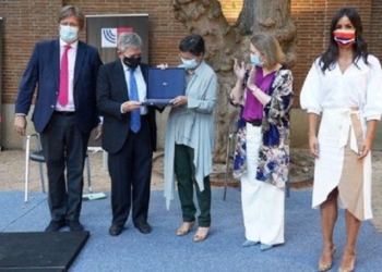 González Laya alerta contra el antisemitismo y los totalitarios en el comienzo del Año Nuevo Judío