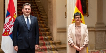 España y Serbia se agradecen mutuamente la defensa de su integridad territorial