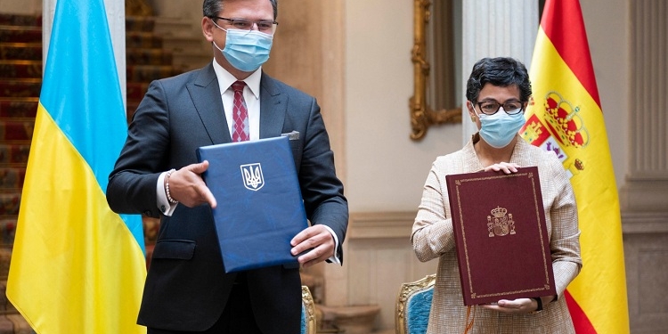 El Gobierno aprueba los convenios con Ucrania sobre Doble Imposición y Aduanas