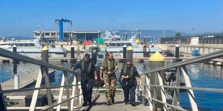 El gobernador de Gibraltar realiza una “patrulla de soberanía” por las aguas que rodean el Peñón