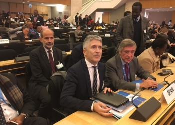 España se compromete ante ACNUR a recibir 500 refugiados en dos años