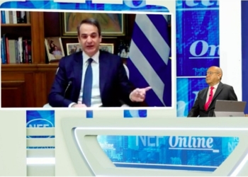 Mitsotakis insiste en el certificado europeo de vacunación para salvar el turismo “en Grecia y España”