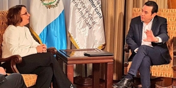 Grynspan prepara con el presidente de Guatemala la Cumbre Iberoamericana