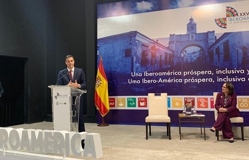 Sánchez y Grynspan presentan en La Antigua el Erasmus iberoamericano