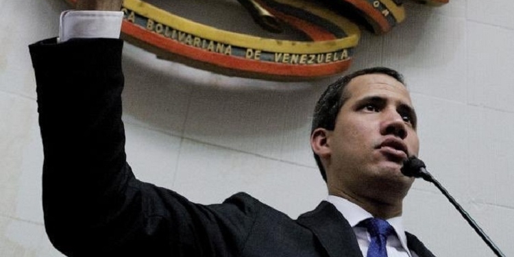 PP y Ciudadanos exigen a Sánchez que aclare en el Congreso su postura sobre Guaidó