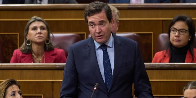 El PP insta al Gobierno a informar en el Congreso sobre el calendario de reapertura de Ceuta y Melilla