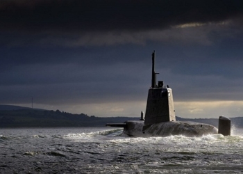 Londres se disculpa por el ‘HMS Ambush’, tras pedir España explicaciones