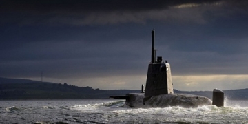 Londres se disculpa por el ‘HMS Ambush’, tras pedir España explicaciones