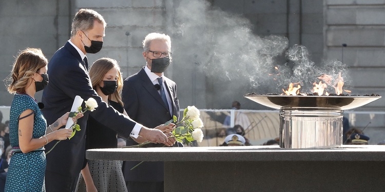 La comunidad internacional se vuelca en Madrid en el homenaje a las víctimas del COVID
