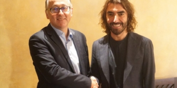 Iberia compra Air Europa para convertir a Madrid en un gran ‘hub’ europeo