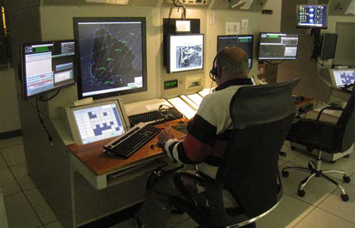 Indra renovará el sistema que gestiona el tráfico aéreo de Argelia