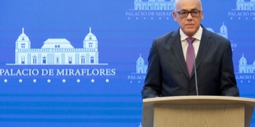 España valora “positivamente” el indulto de 110 presos políticos en Venezuela 