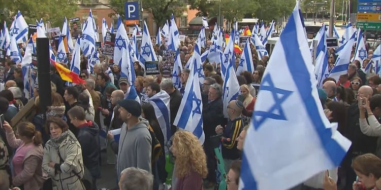 Sánchez habla con Netanyahu y aboga por evitar una extensión regional del conflicto