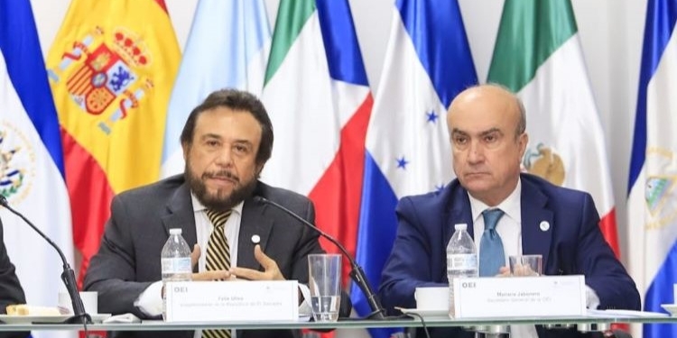 OEI y El Salvador refuerzan la lucha contra la brecha educativa y digital y por el desarrollo sostenible