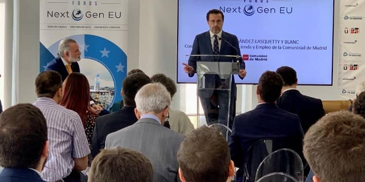 Lasquetty critica al Gobierno por la lentitud en asignar los fondos europeos