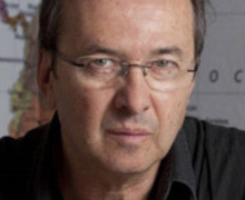 Javier Moro y la aventura de escribir en el Mediterráneo en Casa Árabe