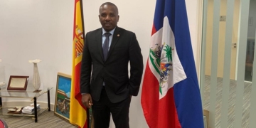 De encargado de Negocios de Haití, a ministro de Exteriores