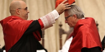 Juncker recibe el ‘honoris causa’ en Salamanca con un firme rechazo al separatismo