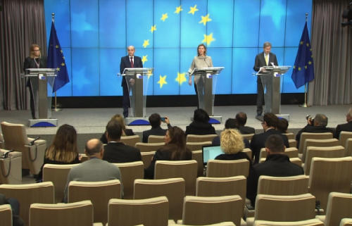 La UE firma el Acuerdo Marco con Kosovo sin reconocer su independencia