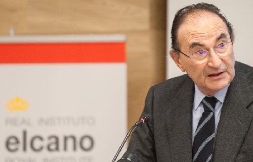 Lamo de Espinosa recibe el Premio Nacional de Sociología y Ciencia Política