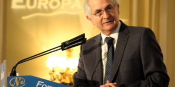 Ledezma pide a España que regularice la situación de miles de venezolanos