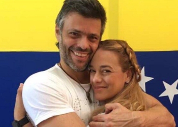 Lilian Tintori abandona la Embajada en Caracas y se traslada a España con su hija menor