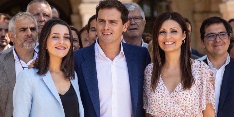 Cs pide que la apertura de ‘embajadas’ autonómicas requiera autorización previa del Gobierno