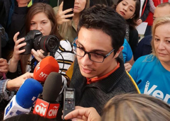 El opositor Lorent Saleh llega a España tras ser excarcelado por Maduro