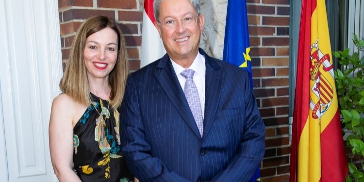 El embajador de Luxemburgo destaca el clima favorable para los negocios en ese país