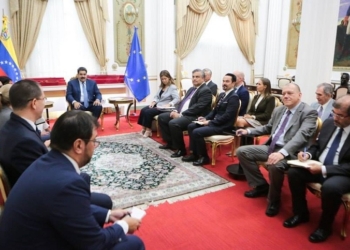 España y cuatro países de la UE piden un grupo de contacto para Venezuela