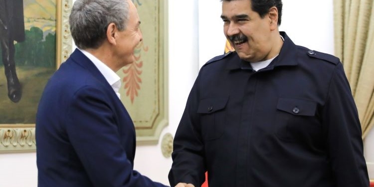 Nicolás Maduro y Delcy Rodríguez reciben a Zapatero en Caracas