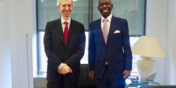 España responde a la presión de Obiang defendiendo los Derechos Humanos